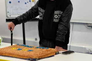 (Φώτος) Την έκοψε… ο Πρόδρομος