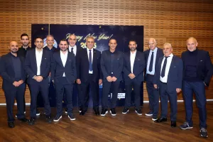 Αναμνηστική ΚΟΠ/Μέσα και ο Μάριος