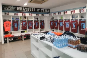 ΕΤΟΙΜΟ το αποδυτήριο