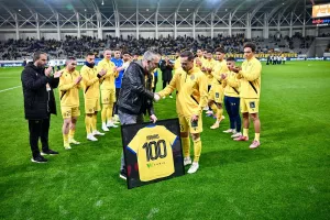 ΑΕΛ για 100αρη Μακρή: "Η ΑΕΛ τον συγχαίρει θερμά για αυτό το σημαντικό ορόσημο"