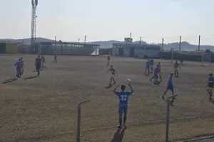 ΞΑΝΑ στα γήπεδα!