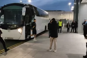 Στο "Άλφαμέγα" η αποστολή της ΑΕΛ (Φώτος kerkida)
