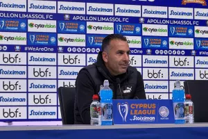 "Ο κόσμος είναι λίγο κουμπωμένος..."(Τι είπε για μεταγραφές)
