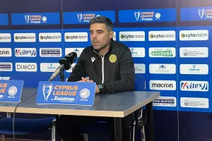 Σατσιάς: "Η πίεση και το άγχος δυσκολεύουν τα πράγματα/Ευχαριστημένος με την απόδοση"
