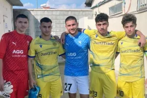 ΜΟΝΟ αυτό τους... χωρίζει! 
