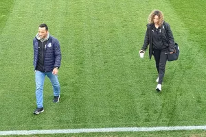 (Φώτος Kerkida) Η άφιξη του Απόλλωνα 