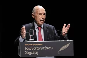 Έφυγε από τη ζωή ο πρώην πρωθυπουργός, Κώστας Σημίτης