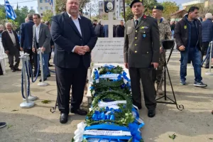 Ο ΑΠΟΕΛ τίμησε τη μνήμη του Γεώργιου Γρίβα Διγενή (Φώτος)