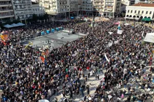 Το αποτύπωμα των μεγάλων συγκεντρώσεων για τα Τέμπη στην πολιτική σκηνή
