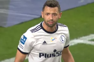 Οι Ιταλοί επαναφέρουν στο προσκήνιο τον Βιετέσκα