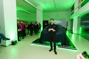 Η Bentley Κύπρου γιορτάζει την πέμπτη επέτειο της ως συνεργάτης της Bentley Motors