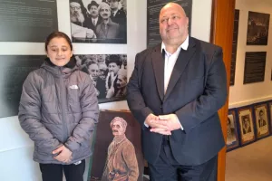 Ο ΑΠΟΕΛ τίμησε τη μνήμη του Γεώργιου Γρίβα Διγενή (Φώτος)