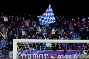20 ευρώ με Καρμιώτισσα