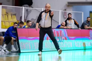 Νίκησε με 100αρα ο Κεραυνός το ΑΠΟΕΛ