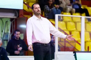 Νίκησε με 100αρα ο Κεραυνός το ΑΠΟΕΛ