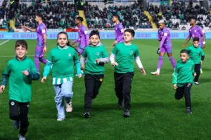 Ομόνοια - Άρης: Μάχη… χωρίς νικητή!