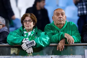 Ο κόσμος στο "Τάσος Μάρκου" (φώτος)