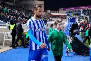 Πλήγμα με Κριχόβιακ/ ΕΚΤΟΣ για 4-6 εβδομάδες