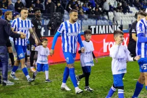 Ανόρθωση-Εθνικός Άχνας: Ατανάς Ίλιεφ ο λυτρωτής! (φώτος)
