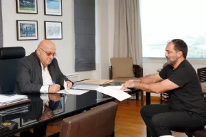 Μάντζιος/Υπογραφές (Φώτος/Βίντεο)