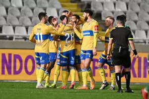 ΑΠΟΕΛ-Ομόνοια 29Μ: "Τράβηξε"... εξάσφαιρο και έκλεισε θέση στην οκτάδα (Φώτος)