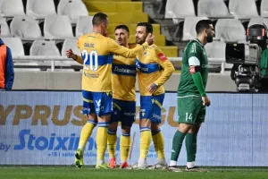 ΑΠΟΕΛ-Ομόνοια 29Μ: "Τράβηξε"... εξάσφαιρο και έκλεισε θέση στην οκτάδα (Φώτος)