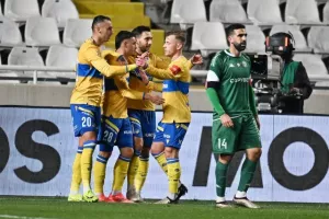 ΑΠΟΕΛ-Ομόνοια 29Μ: "Τράβηξε"... εξάσφαιρο και έκλεισε θέση στην οκτάδα (Φώτος)