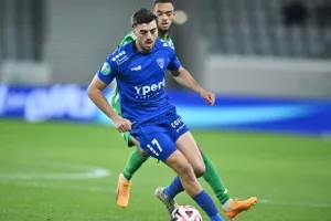 Άρης-Ομόνοια Αρ.: Το “καθάρισε” στο β’ μέρος και παραμένει σε απόσταση αναπνοής (φώτος)
