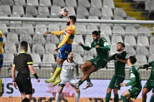 ΑΠΟΕΛ-Ομόνοια 29Μ: "Τράβηξε"... εξάσφαιρο και έκλεισε θέση στην οκτάδα (Φώτος)