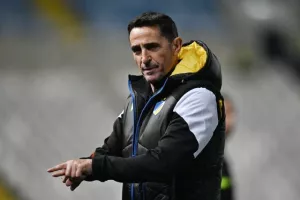 ΑΠΟΕΛ-Ομόνοια 29Μ: "Τράβηξε"... εξάσφαιρο και έκλεισε θέση στην οκτάδα (Φώτος)