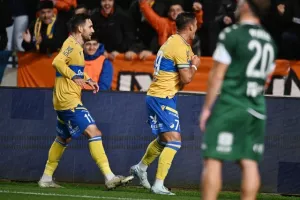 ΑΠΟΕΛ-Ομόνοια 29Μ: "Τράβηξε"... εξάσφαιρο και έκλεισε θέση στην οκτάδα (Φώτος)