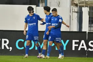 Τέσσερα στα τέσσερα!