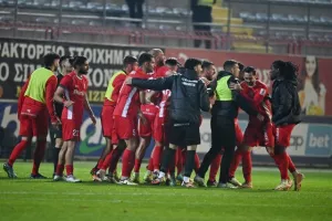 Νέα Σαλαμίνα-ΑΠΟΕΛ: Ούτε τώρα νίκη εκτός έδρας- Ψυχωμένος… ερυθρόλευκος βαθμός (φώτος)