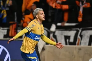 ΑΠΟΕΛ-Πάφος: Γαλάζια...πρόκριση στα πέναλτι! (φώτος)