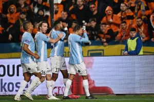 ΑΠΟΕΛ-Πάφος: Γαλάζια...πρόκριση στα πέναλτι! (φώτος)
