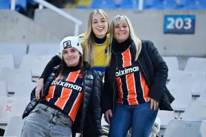 (Φώτος) Ο κόσμος του ΑΠΟΕΛ στο ΓΣΠ