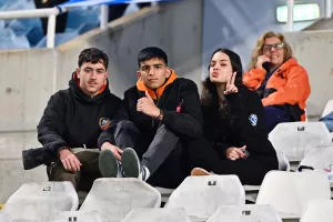 (Φώτος) Ο κόσμος του ΑΠΟΕΛ στο ΓΣΠ