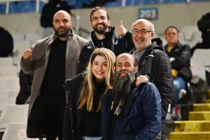 (Φώτος) Ο κόσμος του ΑΠΟΕΛ στο ΓΣΠ