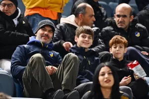(Φώτος) Ο κόσμος του ΑΠΟΕΛ στο ΓΣΠ