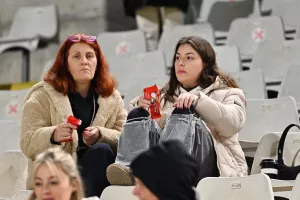 (Φώτος) O κόσμος του ΑΠΟΕΛ