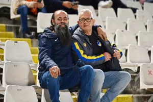(Φώτος) O κόσμος του ΑΠΟΕΛ