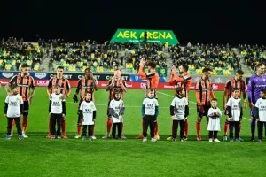 ΑΕΚ - ΑΠΟΕΛ: Κιτρινοπράσινη... κυριαρχία! (Φώτος)