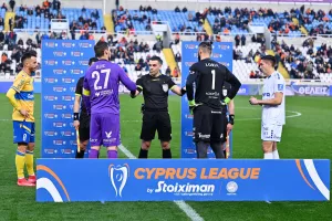 ΑΠΟΕΛ-Ομόνοια Αραδίππου: Εφτάρα δώρο… σε Χιμένεθ!