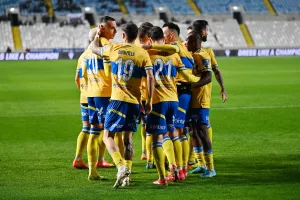 ΑΠΟΕΛ-Ομόνοια Αραδίππου: Εφτάρα δώρο… σε Χιμένεθ!