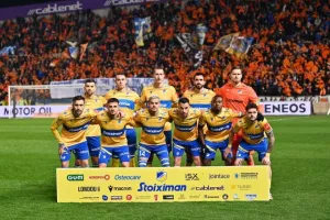 ΑΠΟΕΛ-Πάφος: Γαλάζια...πρόκριση στα πέναλτι! (φώτος)