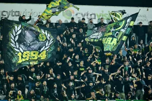 AEK/MONO στο γήπεδο