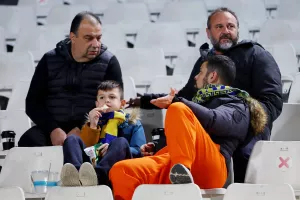(Φώτος) O κόσμος του ΑΠΟΕΛ