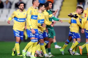 ΑΠΟΕΛ-Ομόνοια 29Μ: "Τράβηξε"... εξάσφαιρο και έκλεισε θέση στην οκτάδα (Φώτος)
