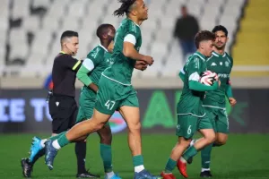 ΑΠΟΕΛ-Ομόνοια 29Μ: "Τράβηξε"... εξάσφαιρο και έκλεισε θέση στην οκτάδα (Φώτος)
