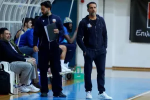 Εύκολα... η Πετρολίνα ΑΕΚ τον Απόλλωνα (φώτος)